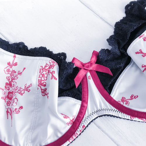 Midnight Garden Lingerie Gift Set - 1 Bra and 2 Shorts in a Gift Box ( –  Irresistible Lingerie Ltd