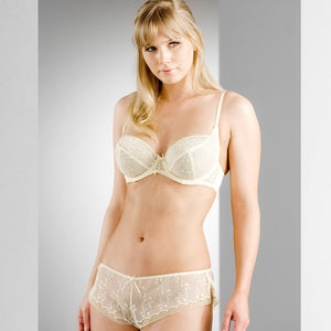 Trellis Lingerie Gift Set - 1 Bra and 2 Shorts in a Gift Box (C to F cup)